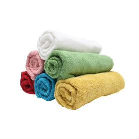 Laura Bath Towel 69X132 Cm 426 Gsm