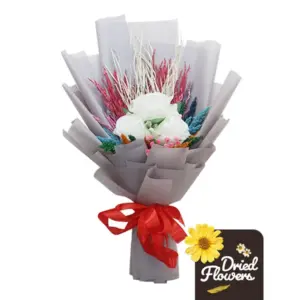 Artisan Dried Flower Bouquet - Stylish & Sustainable Arrangement
