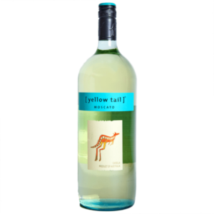 Yellow Tail Moscato 750ml